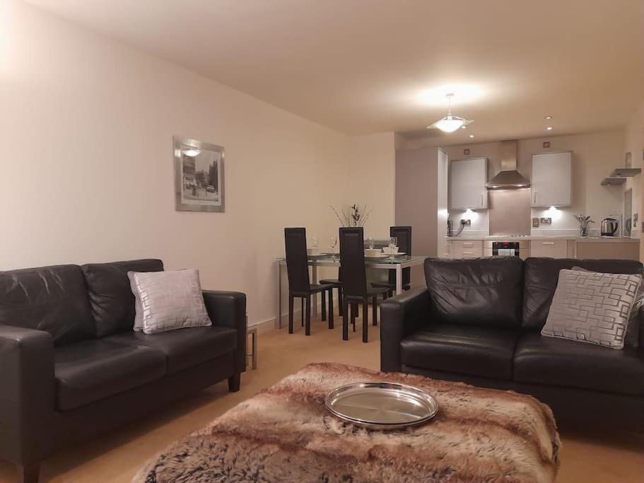 Centrally Situated 1 Bedroom Apartment! Birmingham Exterior foto